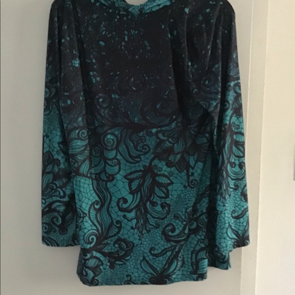 Silky tunic top - Picture 2 of 3